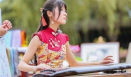 娱乐吃瓜徐娇是谁扮演的,从童星到时尚达人，她如何成为娱乐圈的“吃瓜女王”？