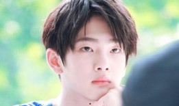 娱乐吃瓜网名男生名字,揭秘明星男星们的瓜田秘事