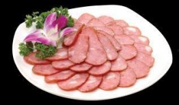 网红吃红肠瓜,口感与颜值并存，网友直呼过瘾！